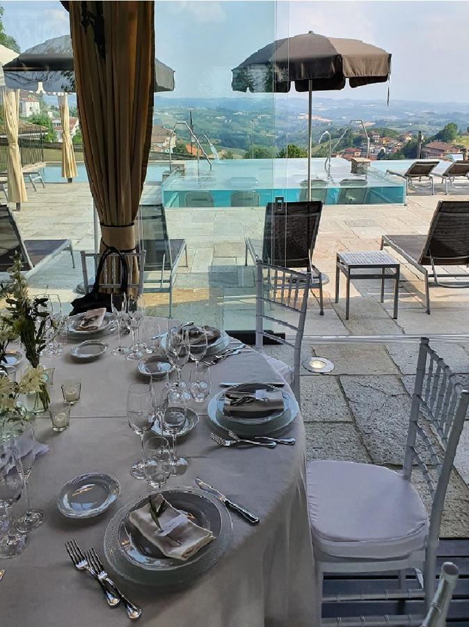 Hotel Villa Beccaris มอนฟอร์เต ดิ อัลบา ภายนอก รูปภาพ